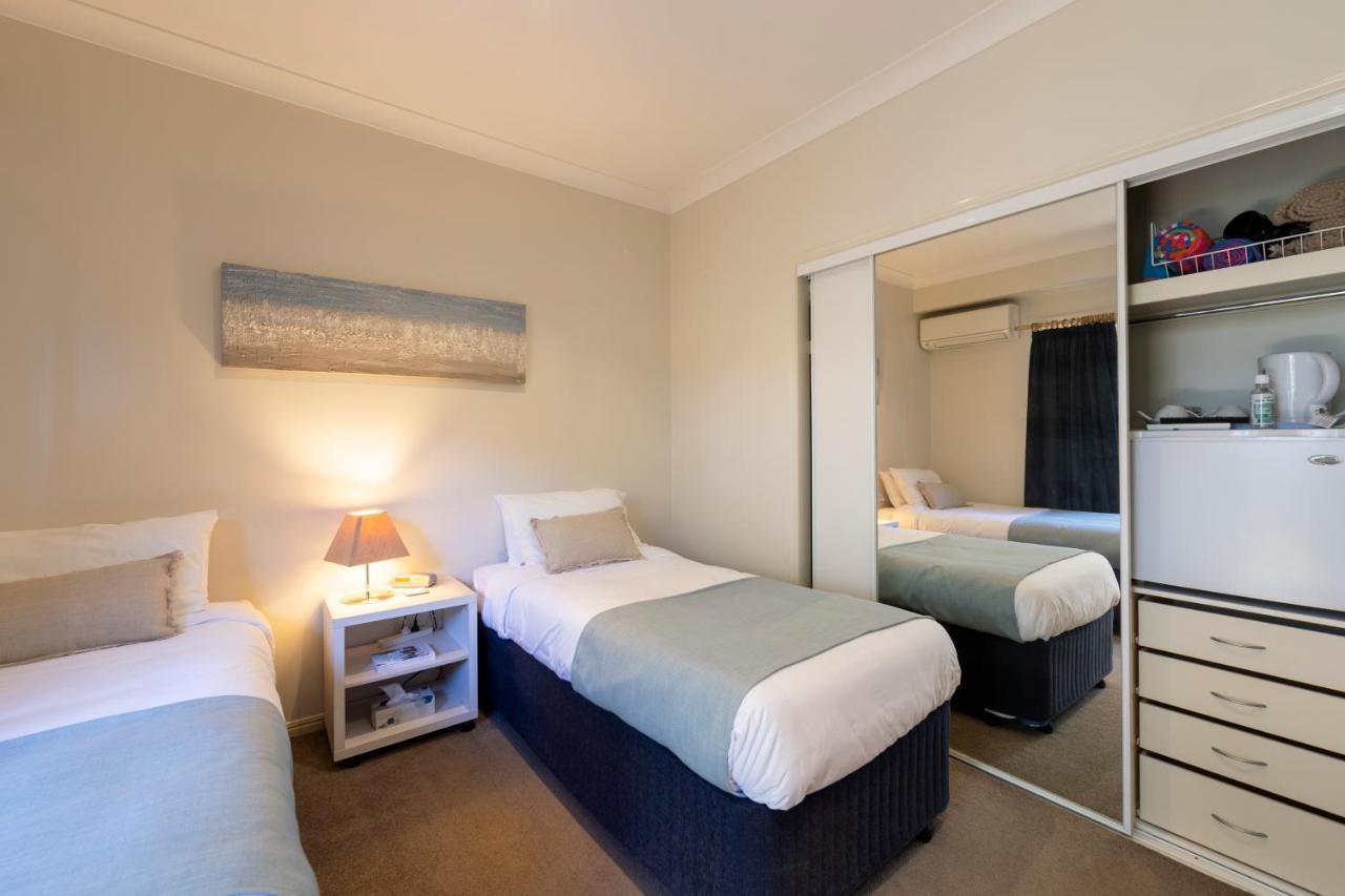 Beachhouse Bed And Breakfast 레드클리프 외부 사진