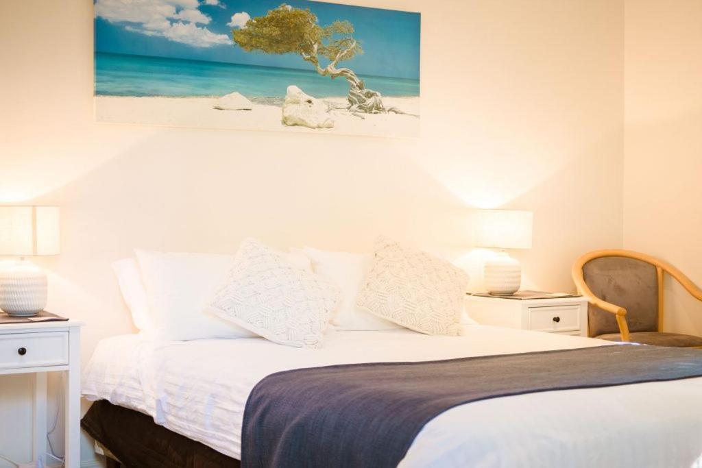 Beachhouse Bed And Breakfast 레드클리프 외부 사진
